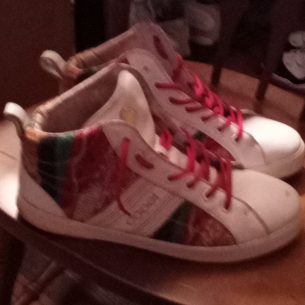 Coogi shoes